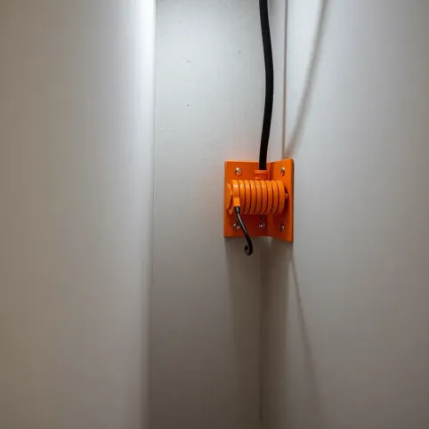 Instalacja elektryczna w peszlu czy bez