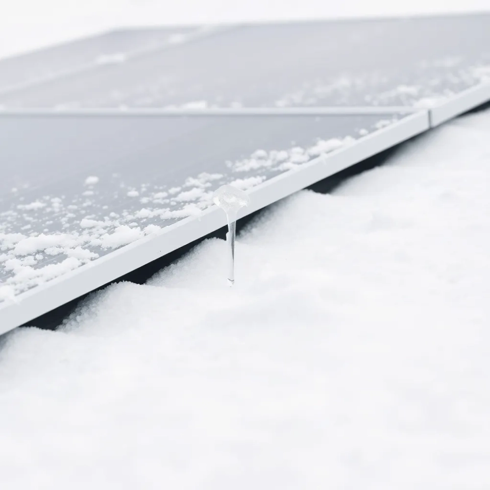 Czy odśnieżać panele