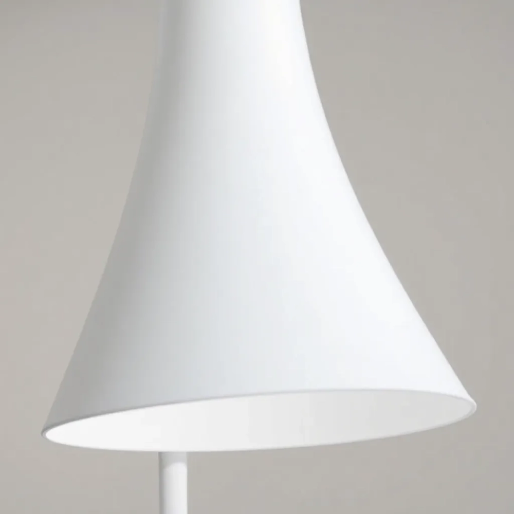 Lampa podłogowa biała nowoczesna