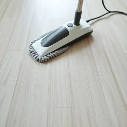 Czy panele winylowe można myć mopem parowym