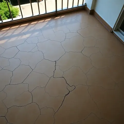 Czym wyrównać posadzkę na balkonie