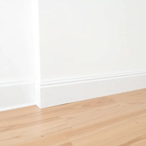 Jakie listwy przypodłogowe do paneli