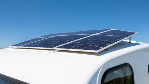 jakie panele fotowoltaiczne do kampera