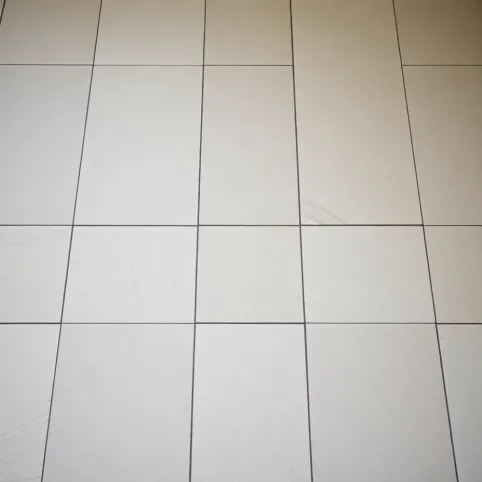 kafelki do łazienki na podłogę