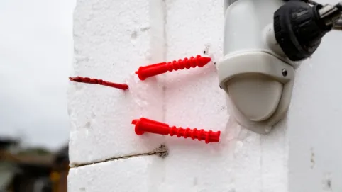 Kołki do elewacji ocieplonej styropianem