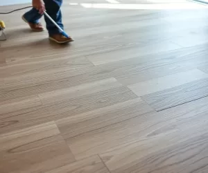 Montaż paneli winylowych na klej cena