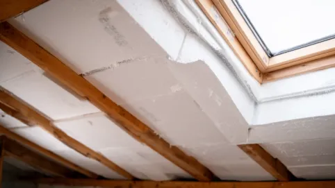 ocieplenie sufitu od wewnątrz styropianem
