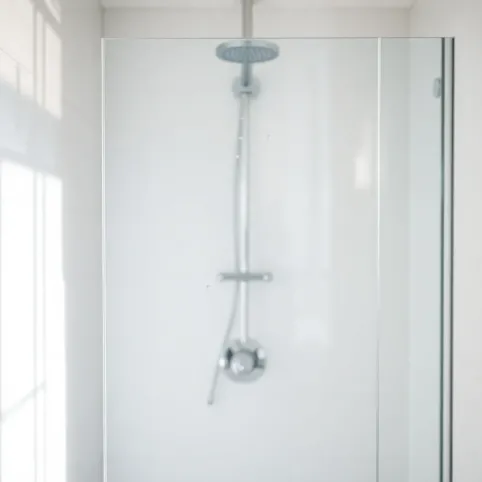 panel szklany do łazienki