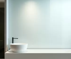 Panel szklany do łazienki na wymiar