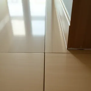Panele na wysoki połysk wady i zalety