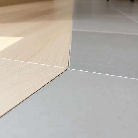 Podłogą bez listew