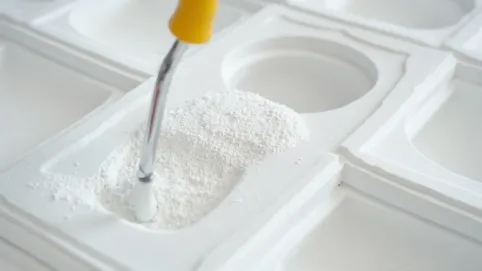 Wałek do malowania kasetonów styropianowych