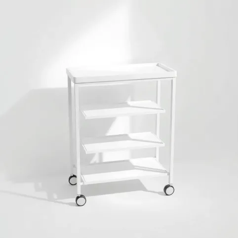 Wąski regał na kółkach do łazienki